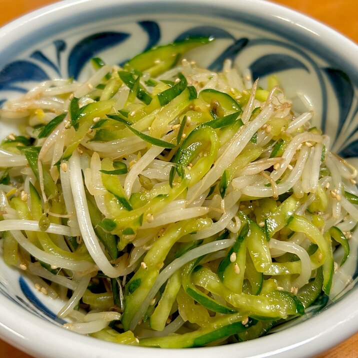 きゅうりともやしのナムル